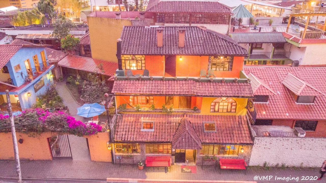 La Posada Del Arte Baños Exteriör bild
