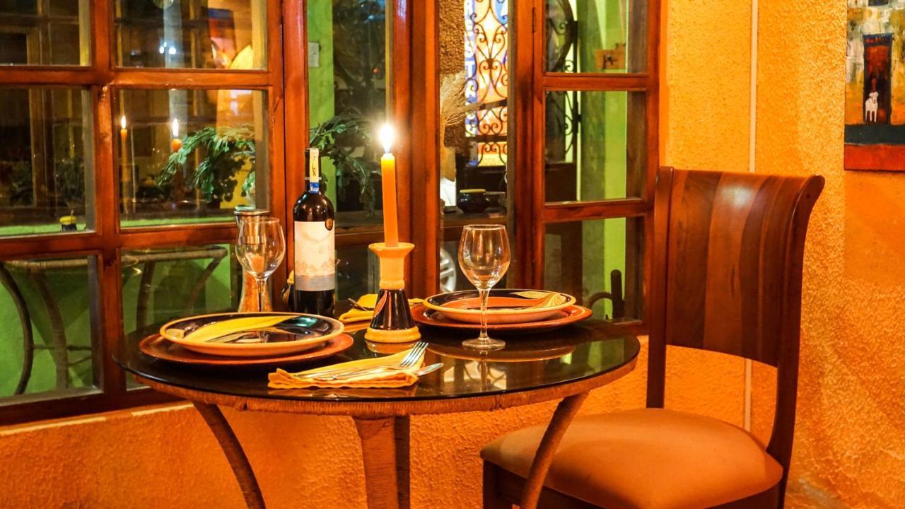 La Posada Del Arte Baños Exteriör bild