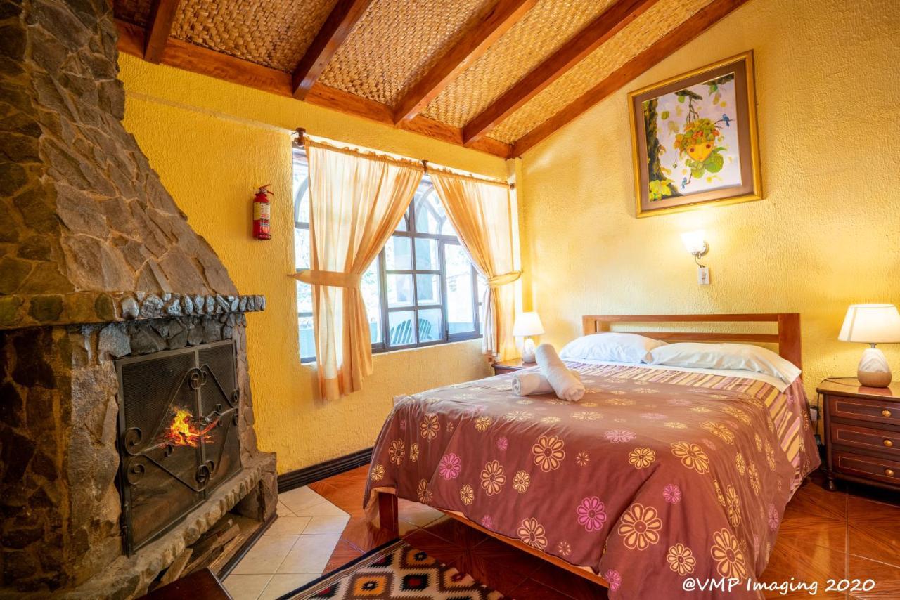 La Posada Del Arte Baños Exteriör bild